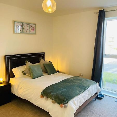 Deluxe 2-Bedroom Home Away Erith Exterior foto